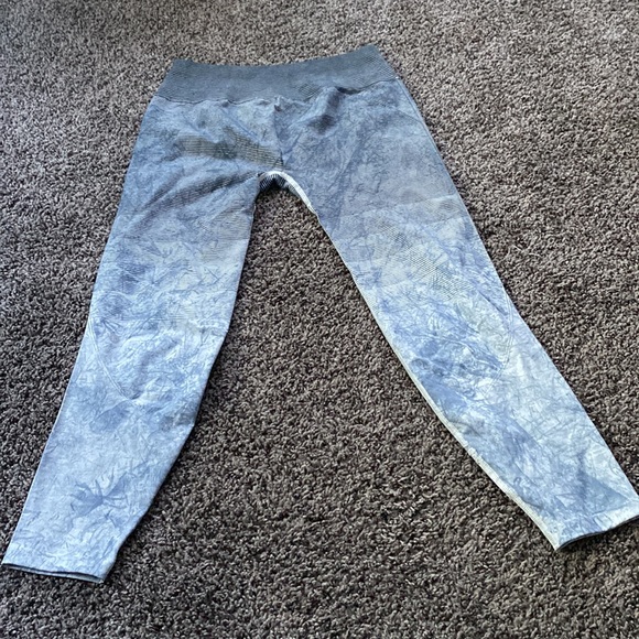 Lululemon leggings - Picture 4 of 5